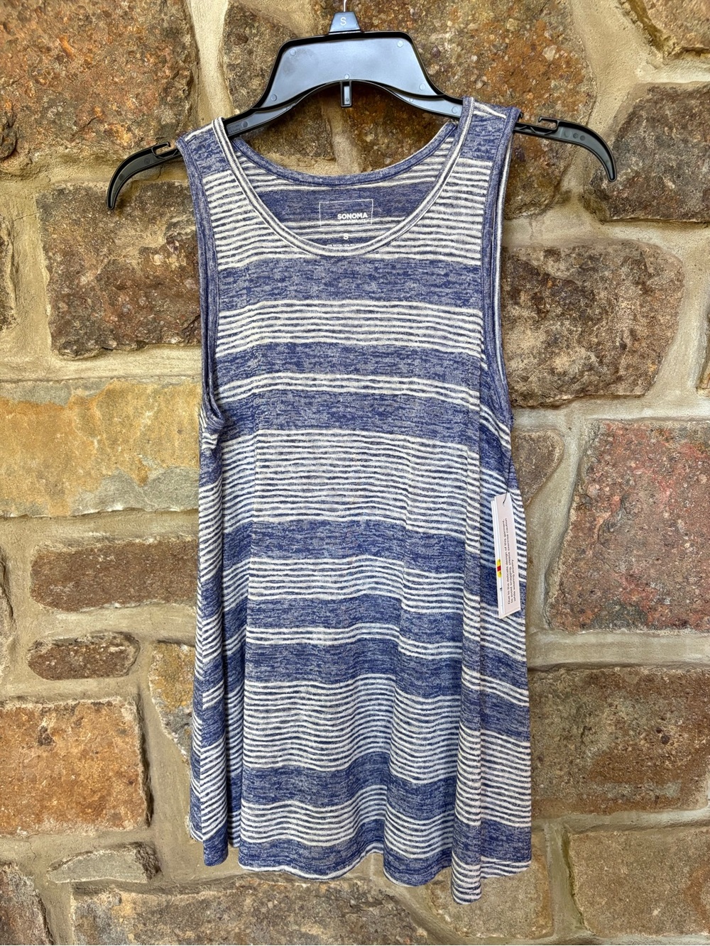 SONOMA WOMEN’S TANK TOP